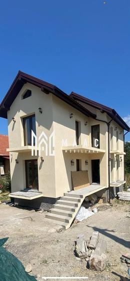 Casă individuală cu 4 camere cu Canalizare în Sud