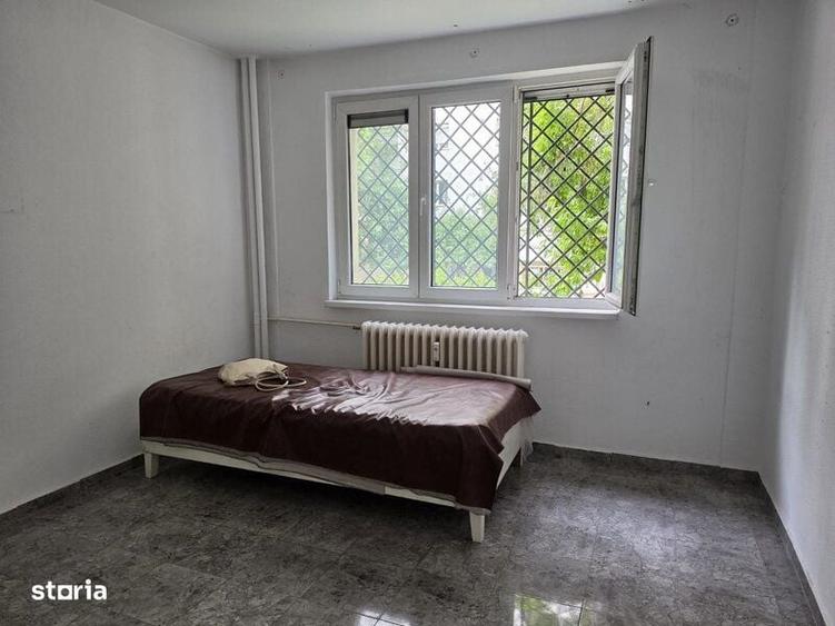 Apartament cu 3 camere în Dristor