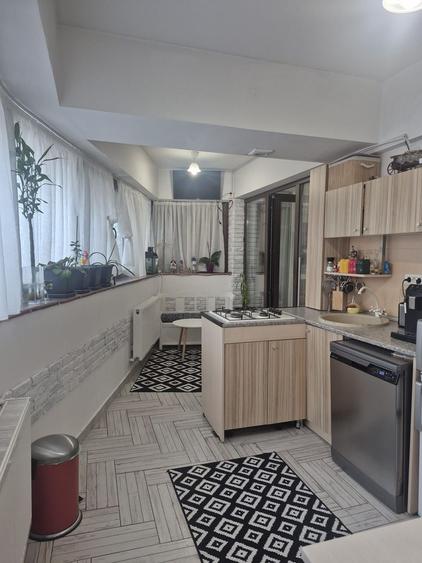 Tomis nord Euromaterna-apartament 3 camere finisat modern - 17