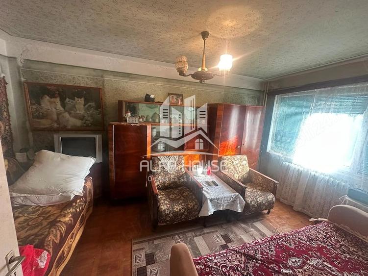 Apartament cu 2 camere semidecomandat în Govândari