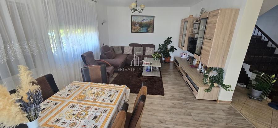 Casă individuală cu 4 camere cu Canalizare în Sâncraiu de Mureș
