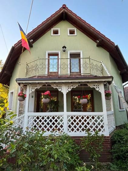 Casă individuală cu 4 camere cu Canalizare în Sânandrei