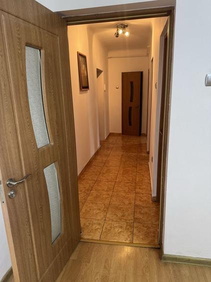 Apartament cu 2 camere decomandat în Bârlad