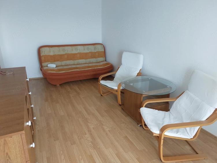 Apartament cu 2 camere decomandat în Craiter