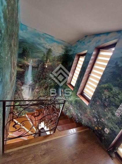 Casă individuală cu 5 camere cu Canalizare în Exterior Sud