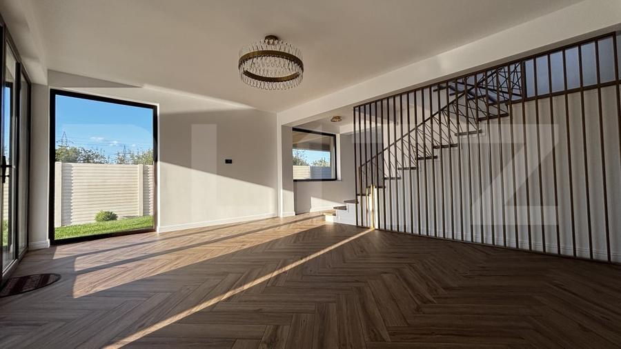 Casă individuală cu 4 camere cu Piscina în Bariera Vâlcii