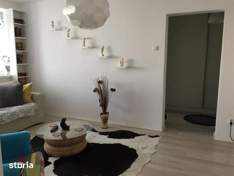 Apartament cu 2 camere semidecomandat în Berceni