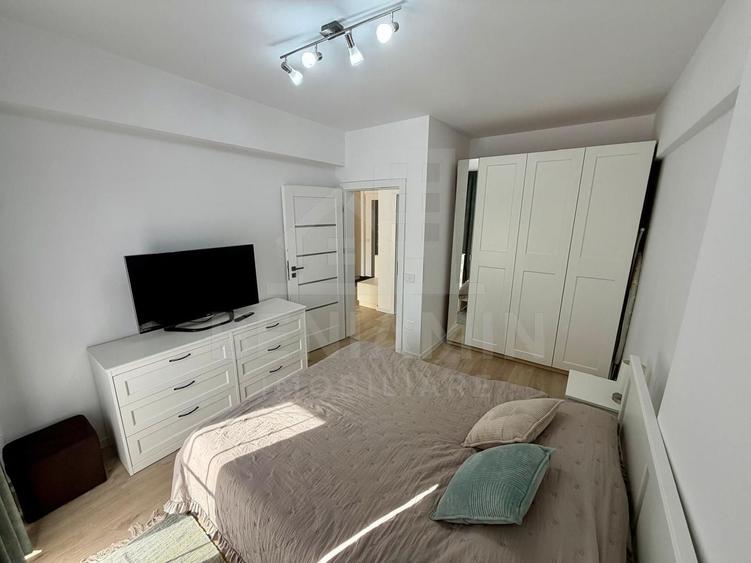 Apartament cu 2 camere semidecomandat, mobilat în Brazda lui Novac