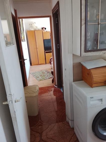 Apartament cu 2 camere decomandat în Calea București