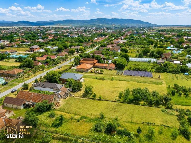 Casă cu 4 camere în Central