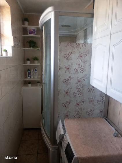 Casă cu 4 camere cu Teren 1100 Mp în Central