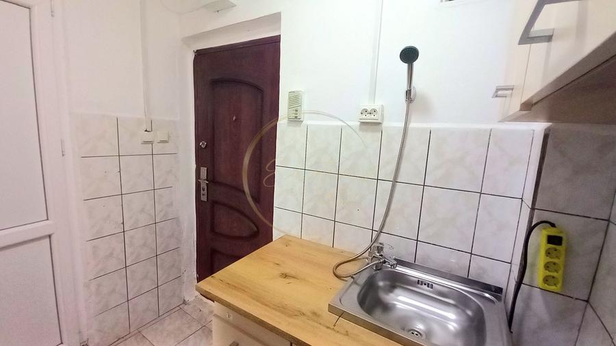 Garsonieră nedecomandată, mobilată în Iosefin