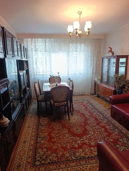 Apartament cu 2 camere decomandat în Dărmănești