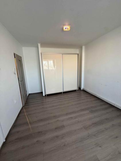 Apartament cu 3 camere decomandat, mobilat în Vidin-Progresul