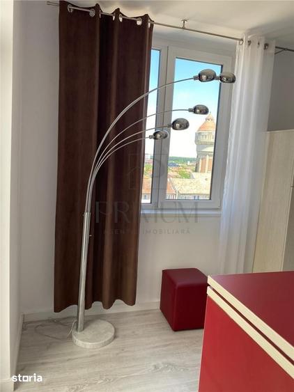 Apartament cu 3 camere decomandat în Dorobanților