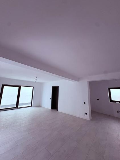Casă cu 4 camere cu Teren 174 Mp în Central