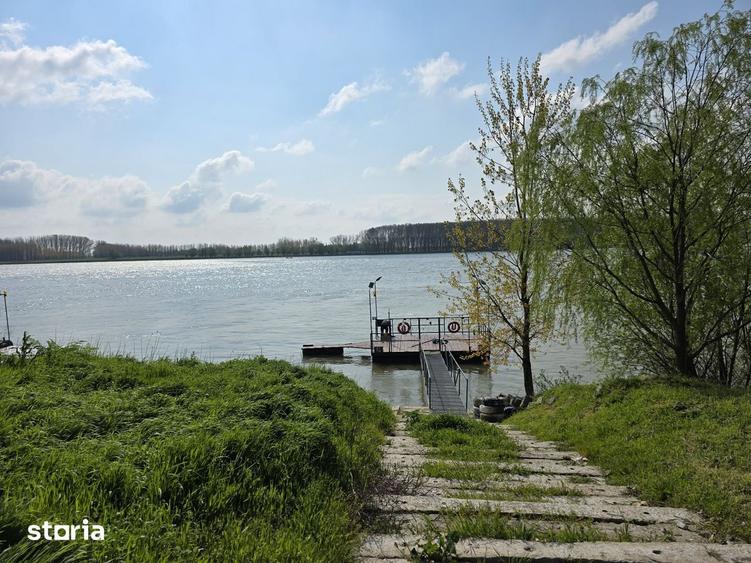 Teren de 375 mp, în Central