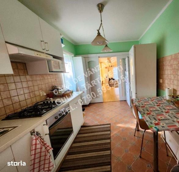 Casă cu 5 camere cu Teren 560 Mp în Tărtășești