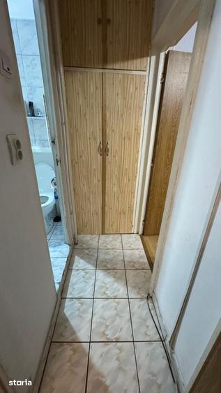Apartament cu 3 camere în Berceni