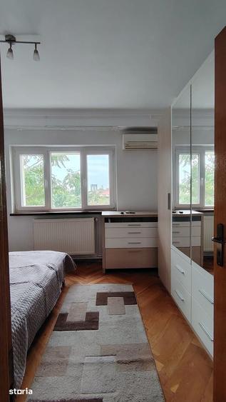 Apartament cu 3 camere în Centrul Civic