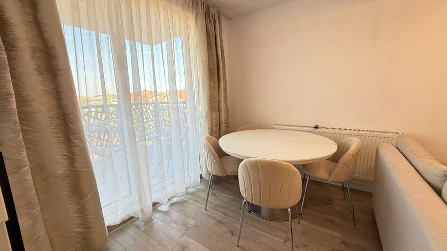 Apartament cu 2 camere, mobilat în Central