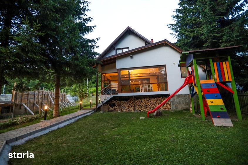 Casă cu 5 camere cu Teren 400 Mp în Valea Doftanei