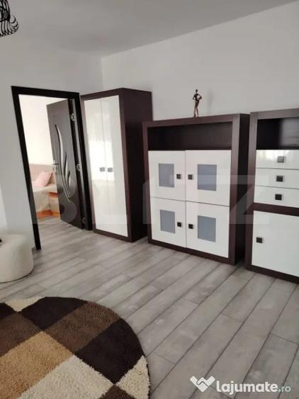 Apartament cu 2 camere decomandat în Micro 1