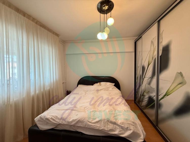 Apartament cu 3 camere decomandat în Calea Călărașilor