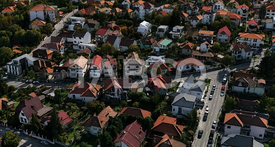 Casă individuală cu 3 camere cu Canalizare în Gruia