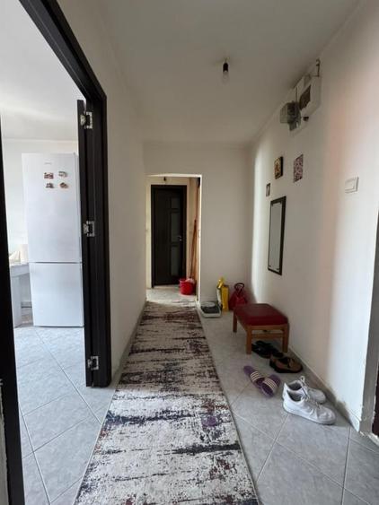 Apartament cu 2 camere, mobilat în Rahova