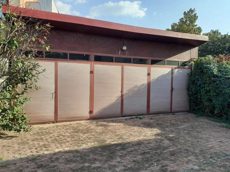 Casă cu 4 camere cu Teren 795 Mp în Ultracentral