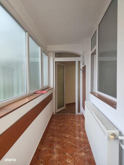 Spațiu comercial, de 50 mp, în Central