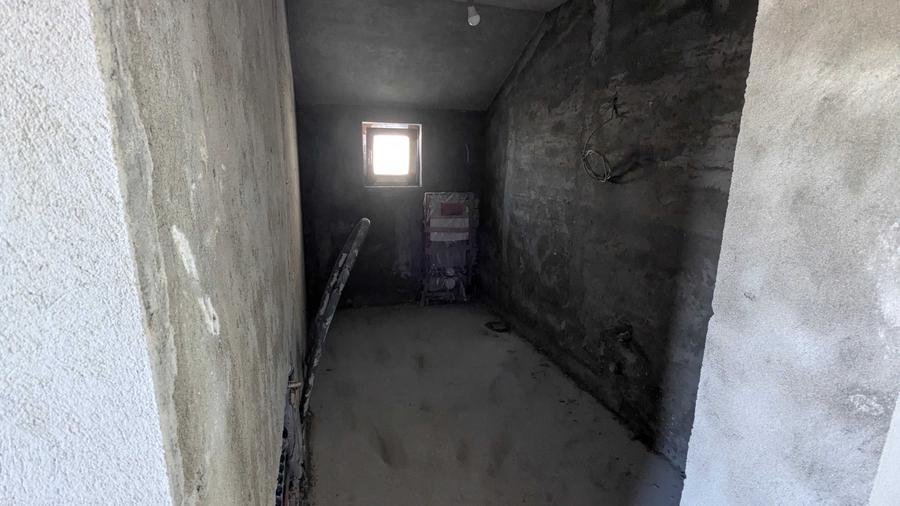 Casa Preajba Noua. P+E - 14