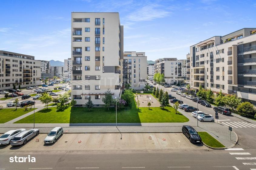 Apartament cu 3 camere, mobilat în Tractorul