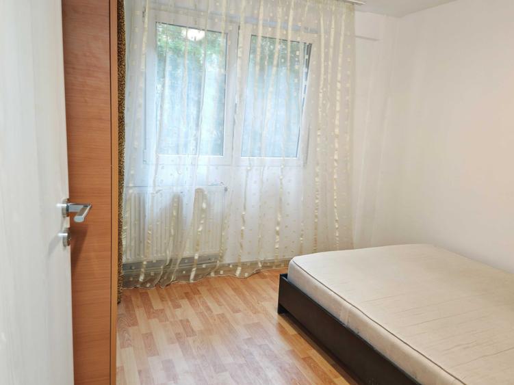 Proprietar inchiriez apartament 2 camere situat in zona Lujerului disponibil imediat - 1