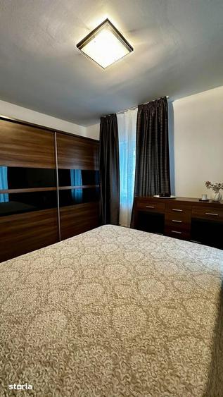 Apartament cu 2 camere semidecomandat, mobilat în Eminescu