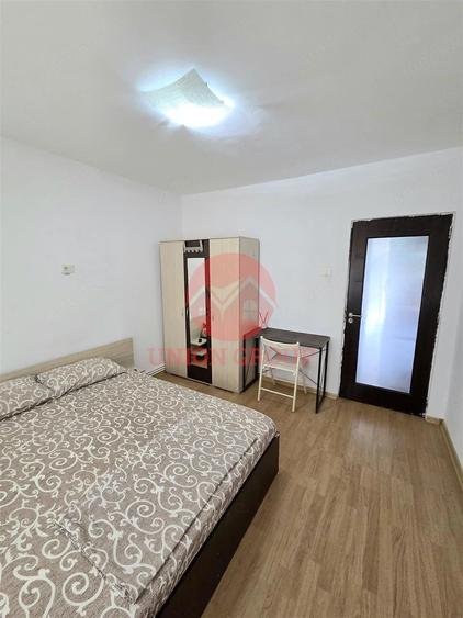 Apartament cu 4 camere decomandat în Tomis III