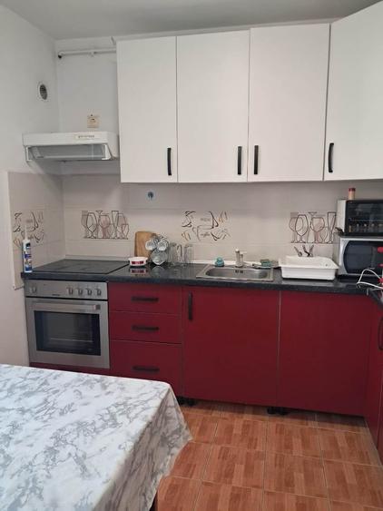 Apartament cu 3 camere decomandat, mobilat în Terezian