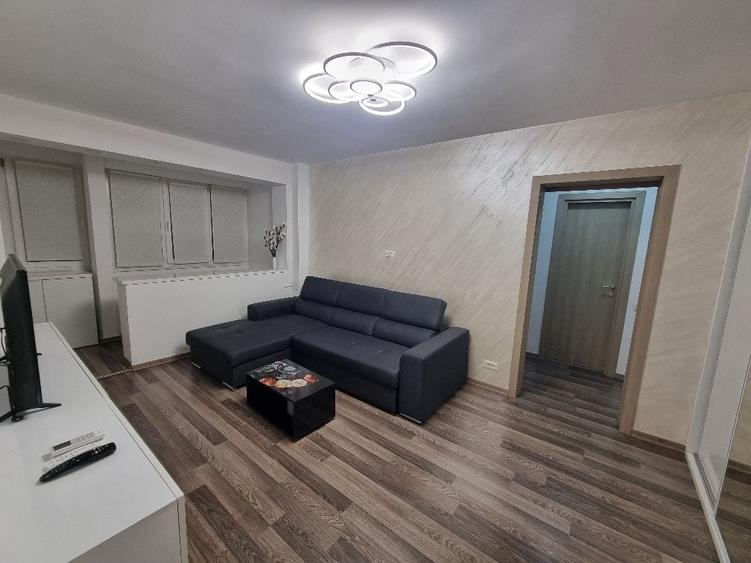 Apartament cu 2 camere semidecomandat în Dristor