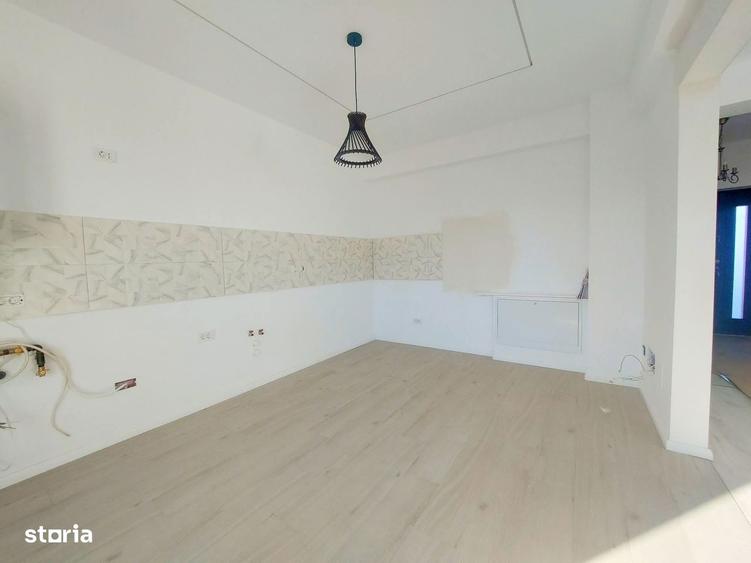 Casă cu 5 camere cu Teren 350 Mp în Central