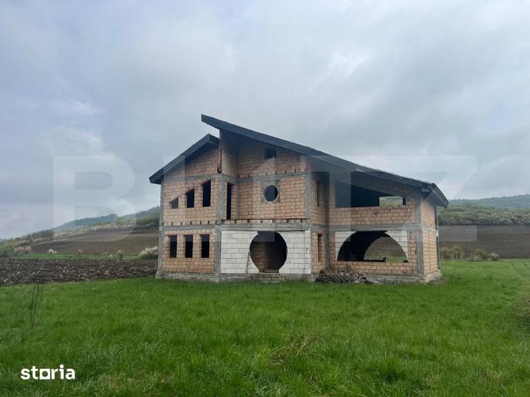 Casa la rosu de vanzare, 260 mp, zona Santana de Mures - 6