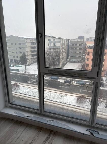 Apartament cu 3 camere decomandat în Exterior Nord
