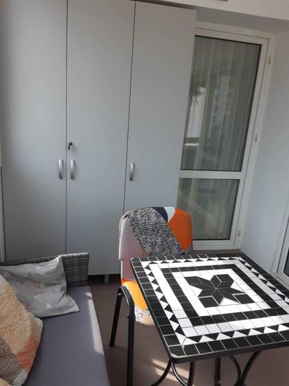 Apartament cu 2 camere semidecomandat în Inel II