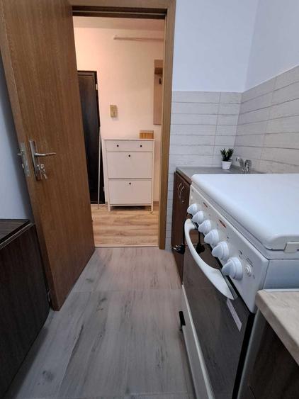 Garsonieră semidecomandată în Precista