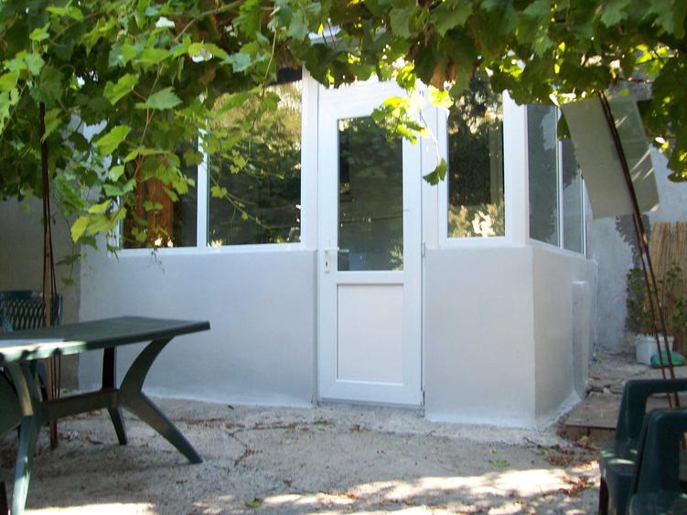 Casă cu 2 camere cu Teren 150 Mp în Ultracentral
