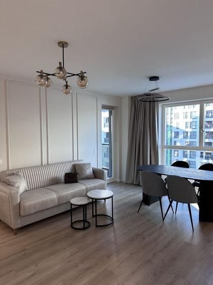 Apartament cu 2 camere semidecomandat, mobilat în Florești