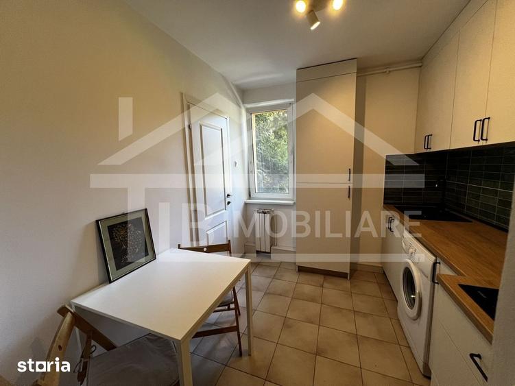 Apartament cu 2 camere, mobilat în 7 Noiembrie