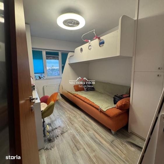 Apartament cu 3 camere decomandat în Central
