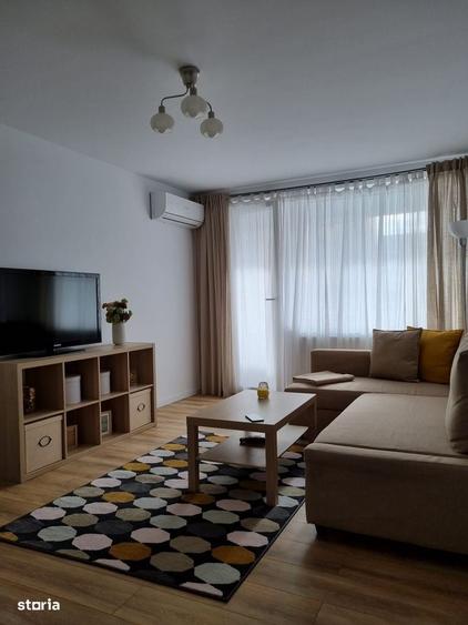 Apartament cu 3 camere decomandat în Colentina