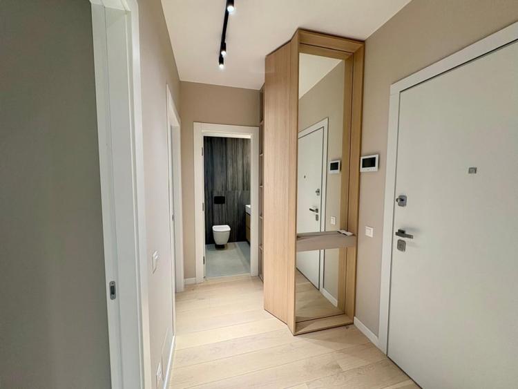 Apartament cu 2 camere decomandat, mobilat în Aviației